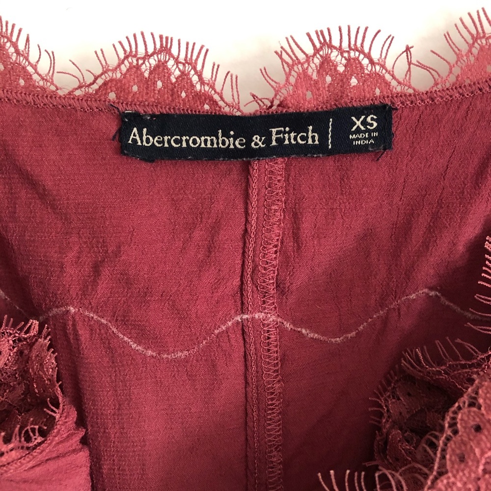 A & F Lace-Trim Cami - Picture 5 of 6